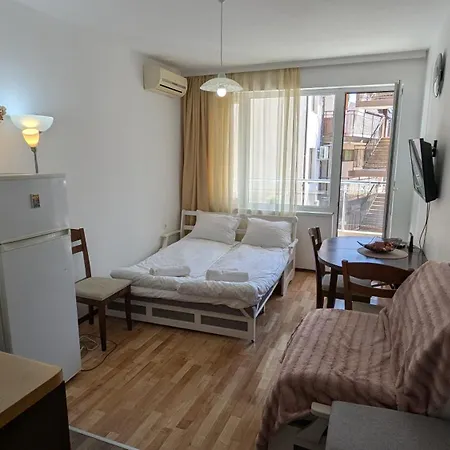 Appartamento Riviera In By Flat Mаnager Ravda