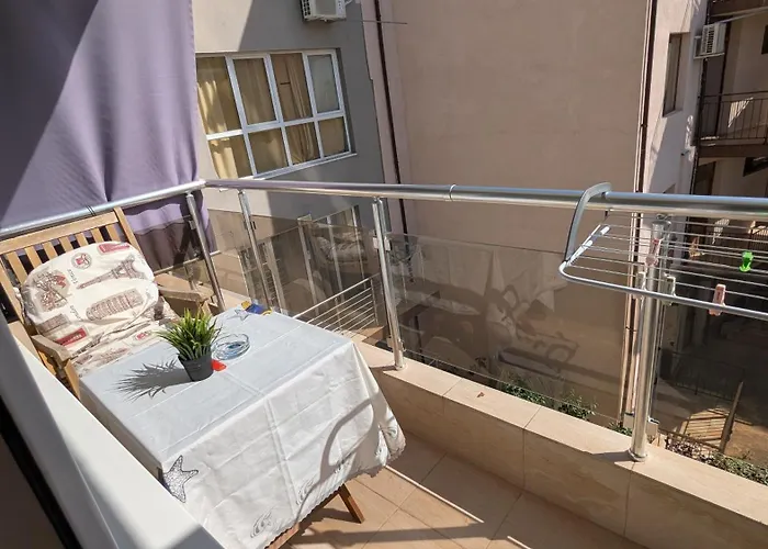 Riviera In By Flat Mаnager Ravda