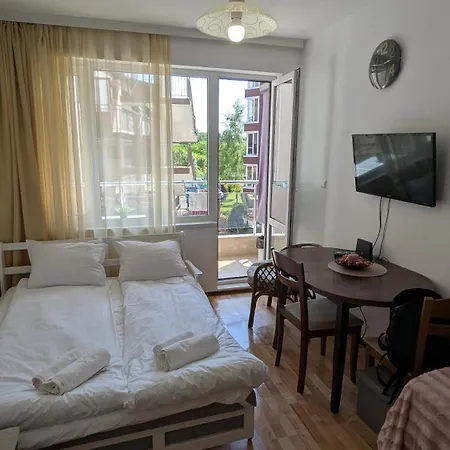 Riviera In By Flat Mаnager Apartment Ravda